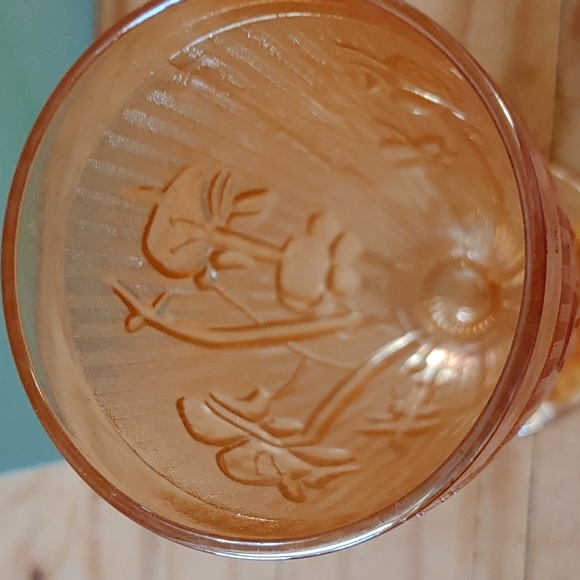 Glass - Picture 3 of 4